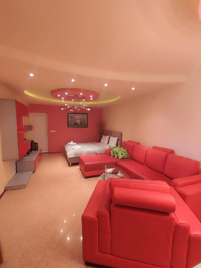 Gogo Apartments โอครีด ภายนอก รูปภาพ