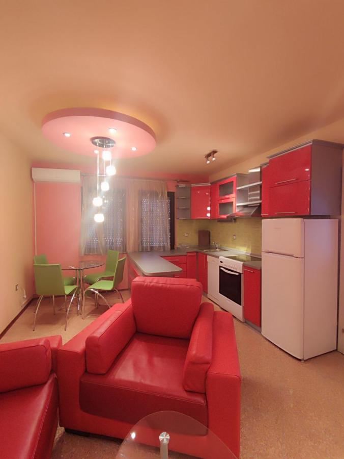 Gogo Apartments โอครีด ภายนอก รูปภาพ