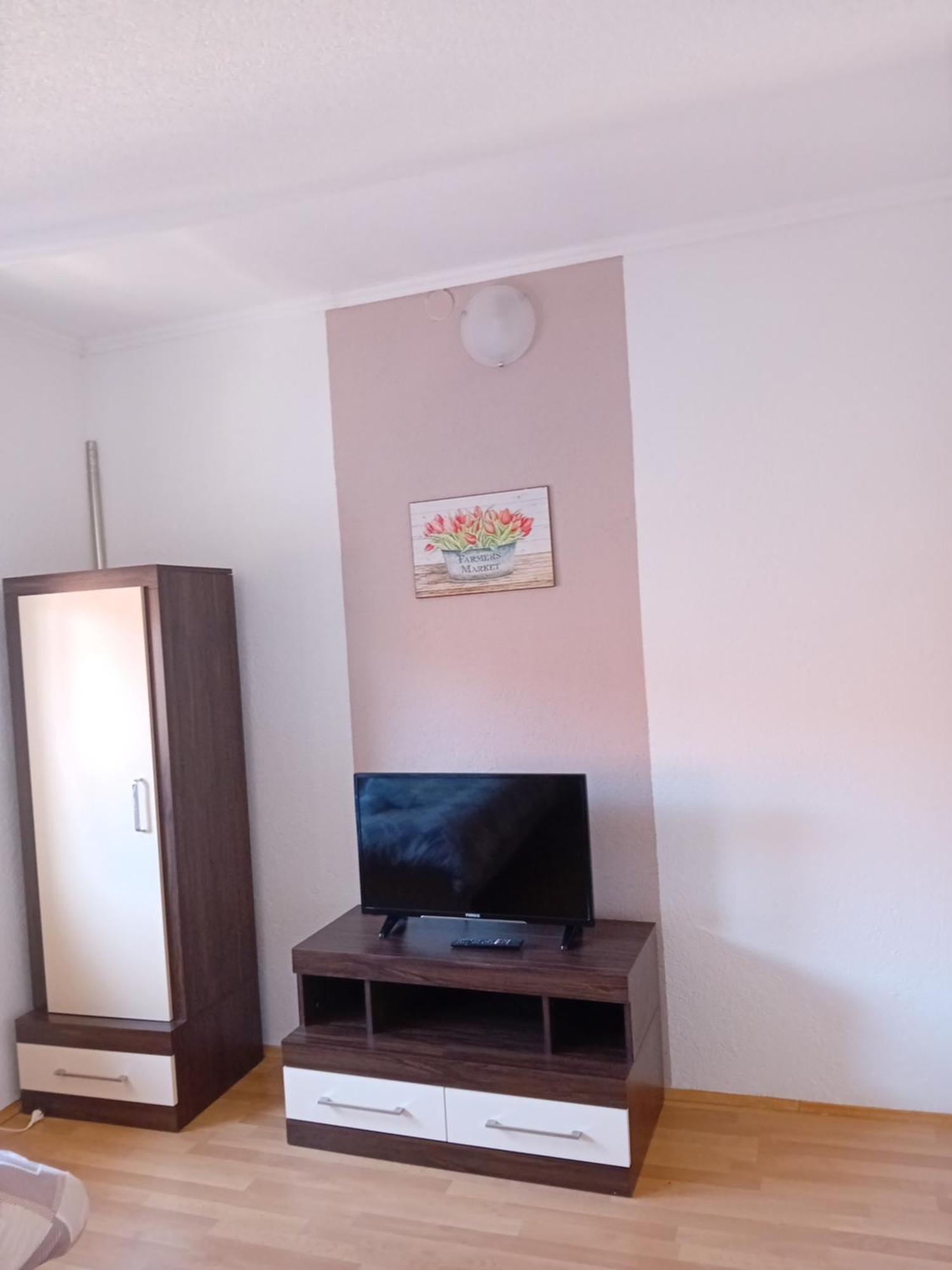 Gogo Apartments โอครีด ห้อง รูปภาพ